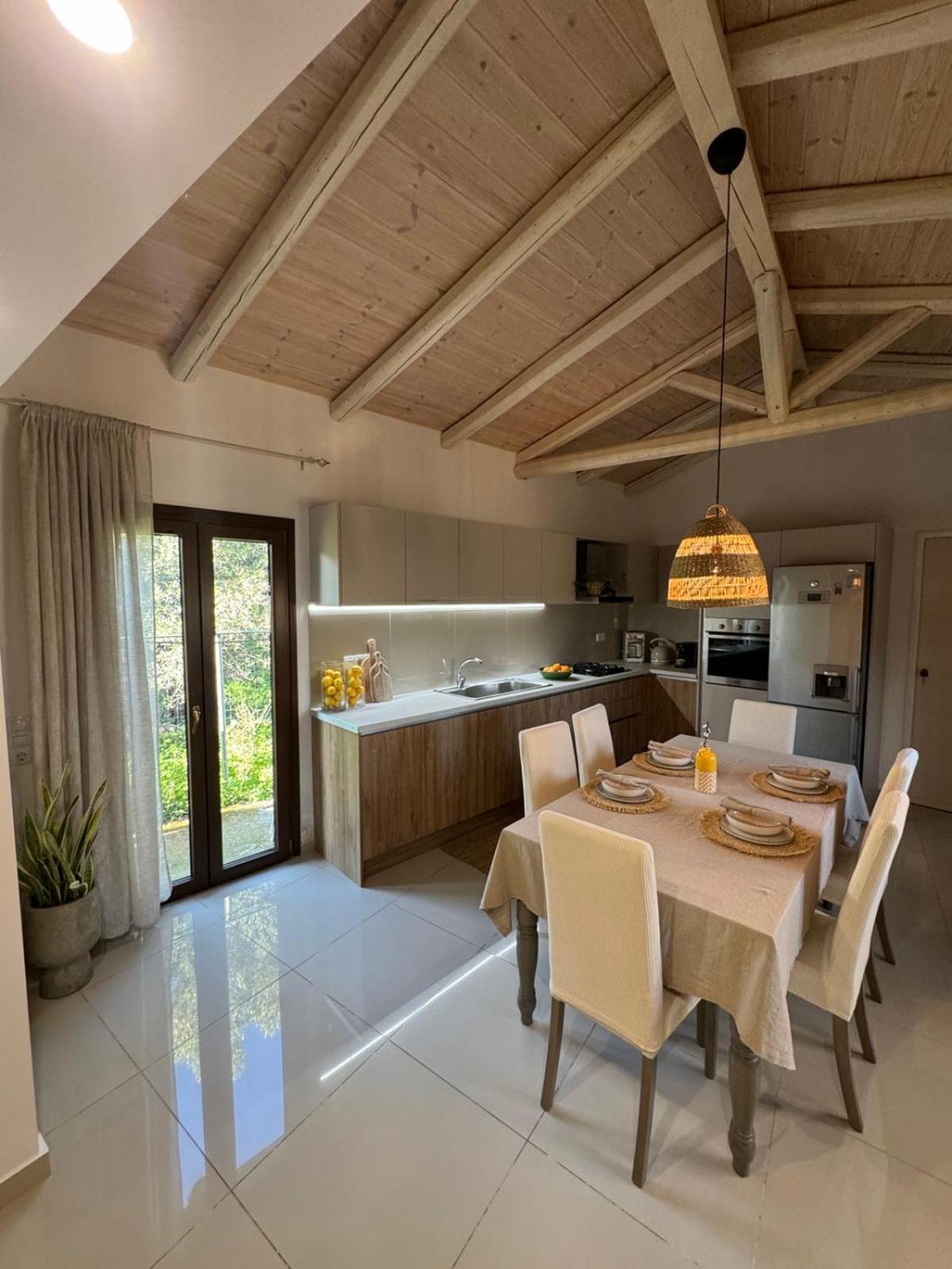 Villa Aspasia With Private Jacuzzi - Oasis Resort Kokkinos Pyrgos Dış mekan fotoğraf