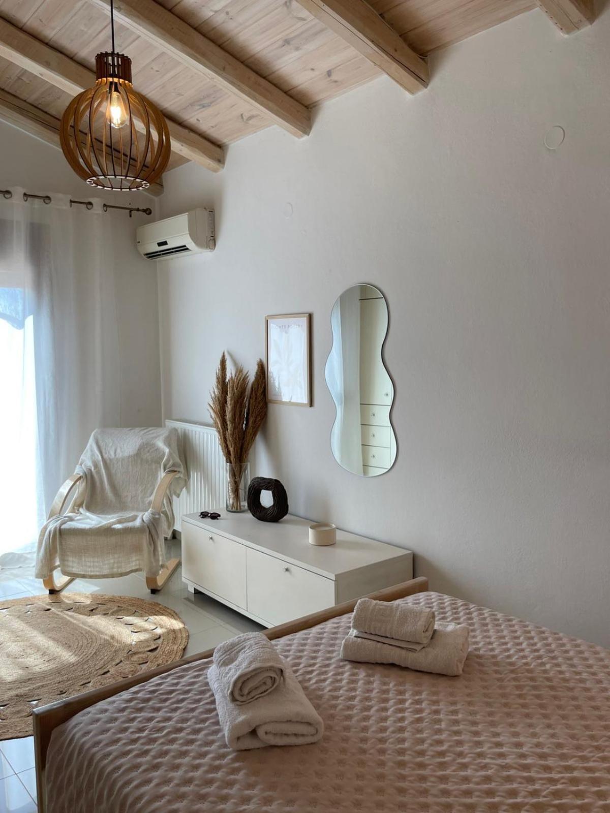 Villa Aspasia With Private Jacuzzi - Oasis Resort Kokkinos Pyrgos Dış mekan fotoğraf